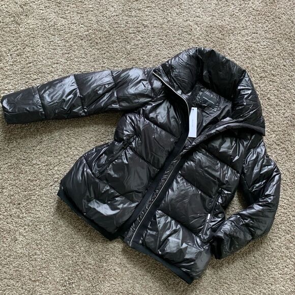 New BCBGMAXAZRIA Womens Patent Quilted Puffer Down Jacket - Picture 5 of 15